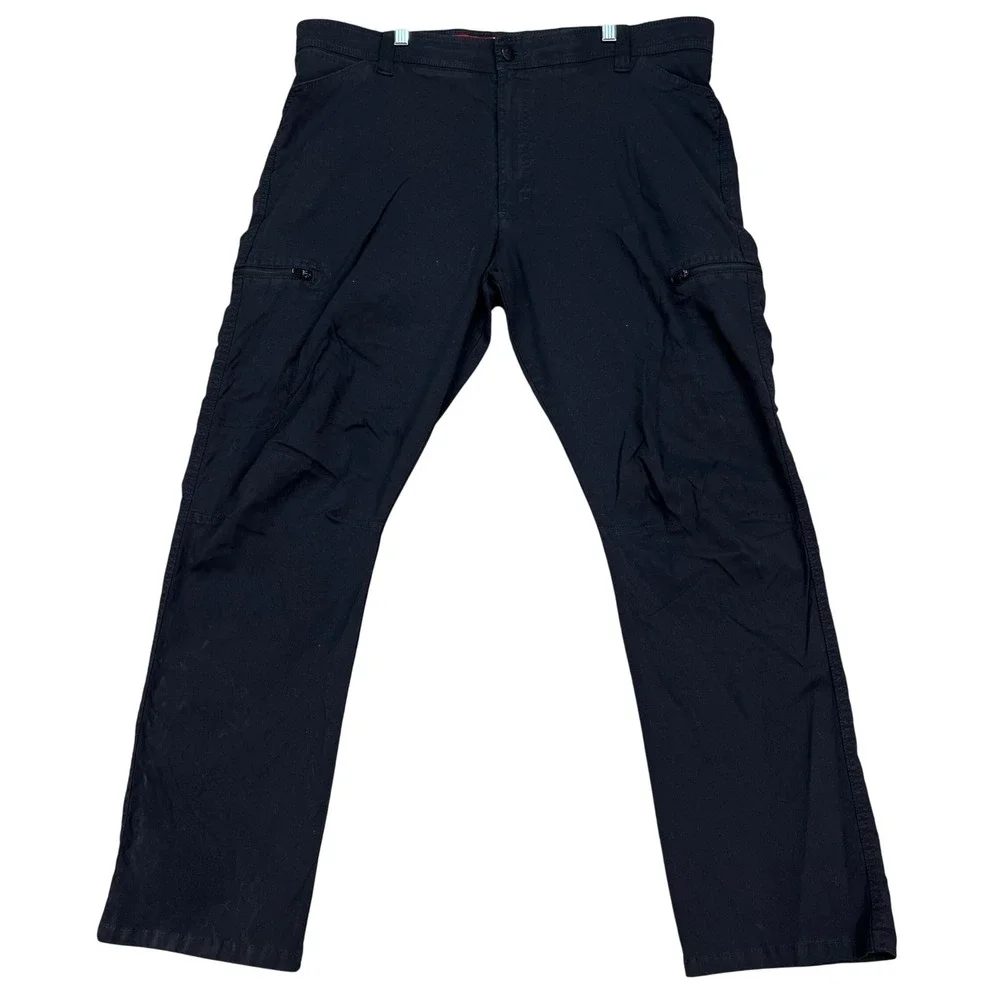 Wrangler ATG Pants Mens 40x30 Black Cargo Elastic Waist Gusset in Knees Stretch